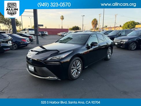 Used 2022 Toyota Mirai w/ Advanced Technology Package RWD image 1