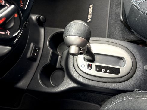 Used 2017 Nissan Versa Note SV image 9