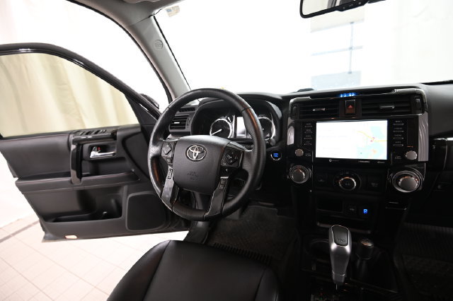 Used 2023 Toyota 4Runner TRD Off-Road Premium w/ Moonroof Package AWD/4WD image 28
