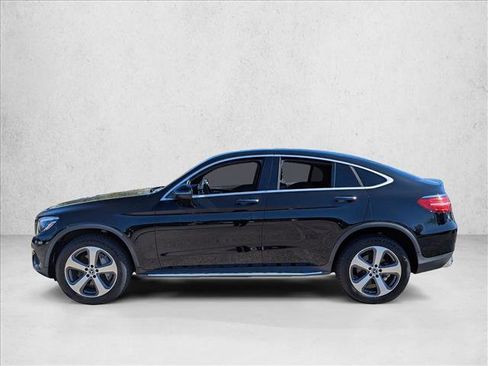 Used 2018 Mercedes-Benz GLC 300 4MATIC Coupe image 9