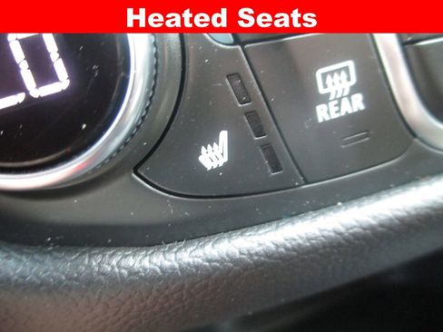 Used 2022 Chevrolet Equinox RS w/ RS Leather Package AWD/4WD image 19
