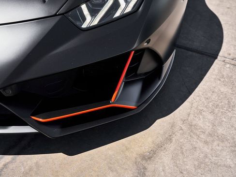 Used 2024 Lamborghini Huracan EVO AWD/4WD image 10