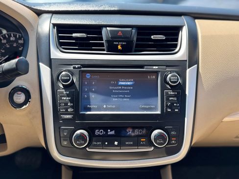 Used 2016 Nissan Altima 3.5 SL image 17