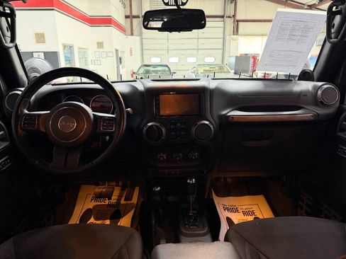 Used 2014 Jeep Wrangler Unlimited Sport w/ Quick Order Package 24S AWD/4WD image 20