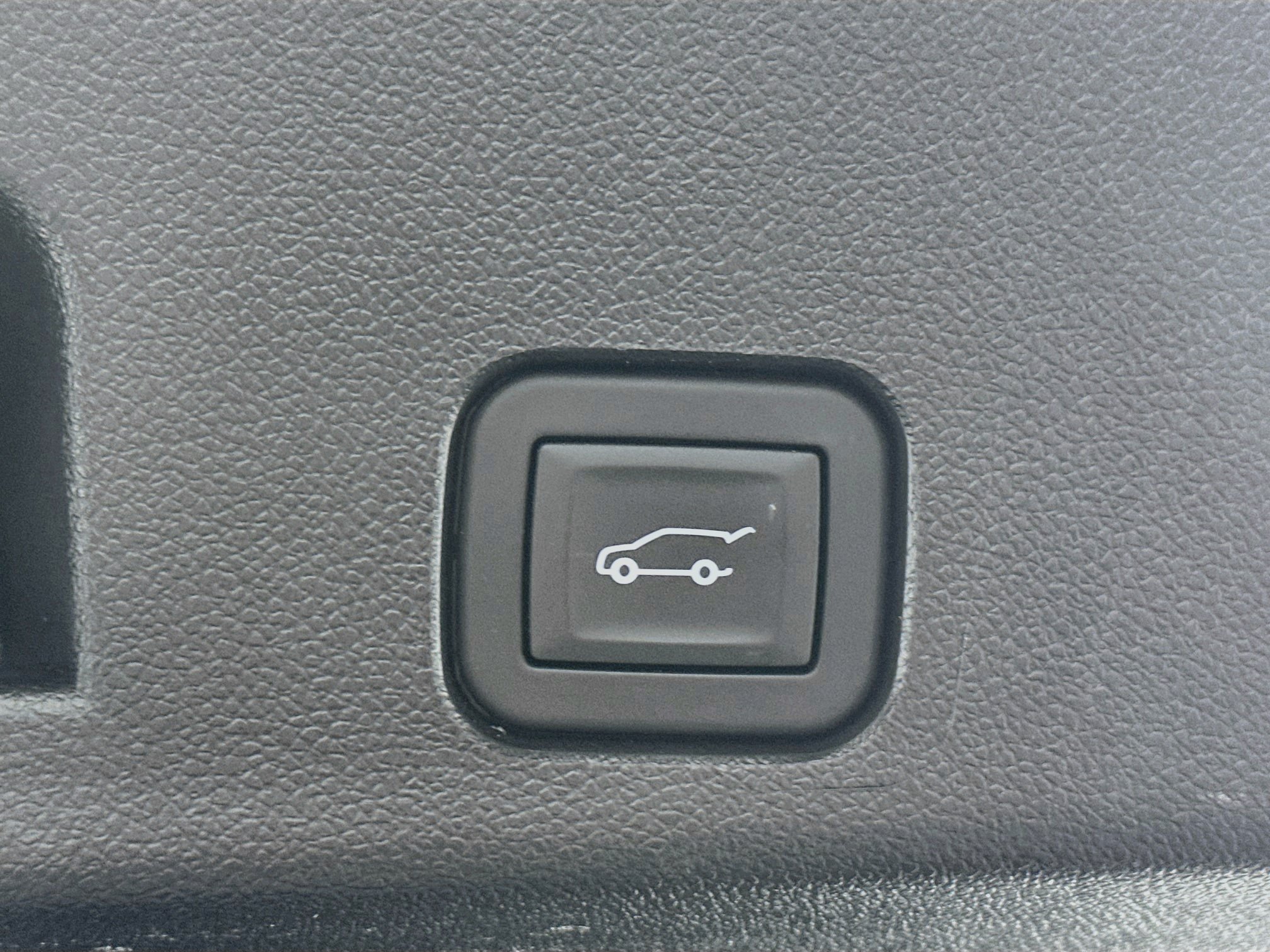 Used 2025 Buick Enclave Preferred FWD image 31