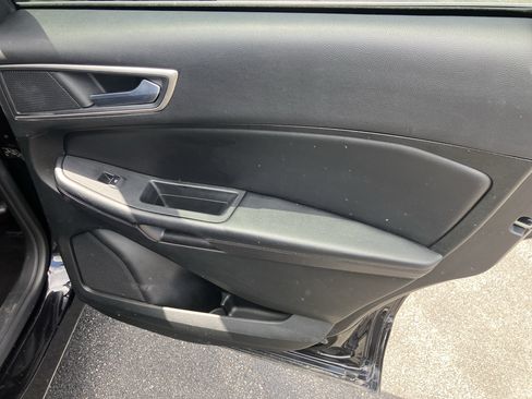 Used 2022 Ford Edge SEL AWD/4WD image 11