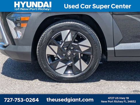 Used 2024 Hyundai Kona SEL FWD image 10