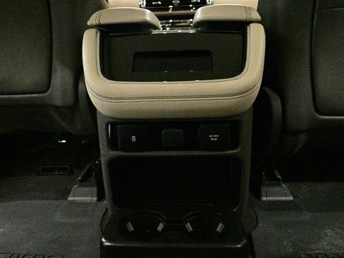 Used 2024 Lincoln Navigator Reserve image 20