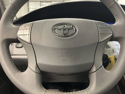 Used 2009 Toyota Avalon image 15