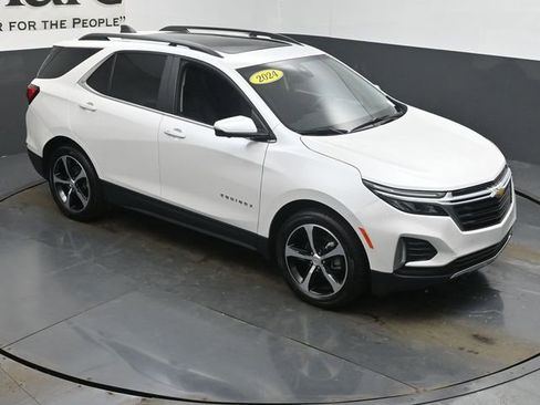 Used 2024 Chevrolet Equinox LT image 46