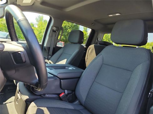 Used 2023 Chevrolet Silverado 1500 LT AWD/4WD image 16