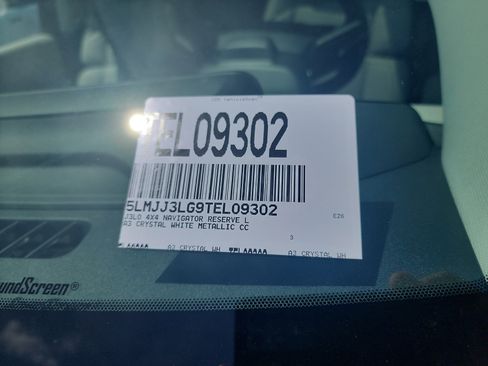 New 2026 Lincoln Navigator L Reserve AWD/4WD image 13