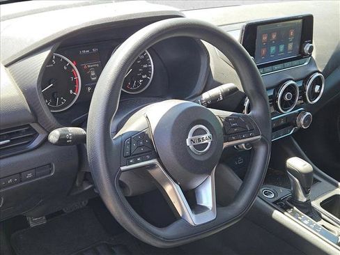 Used 2023 Nissan Sentra S FWD image 9