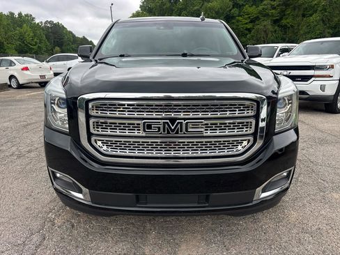 Used 2017 GMC Yukon XL SLT RWD image 3