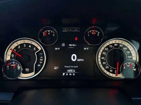 Used 2018 RAM 1500 Laramie AWD/4WD image 20