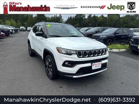 Used 2024 Jeep Compass Limited AWD/4WD image 1