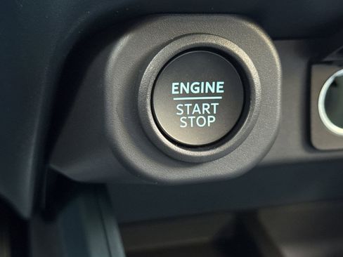 New 2025 Ford Maverick Lariat w/ Black Appearance Package image 21