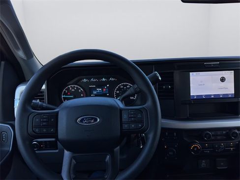 Used 2025 Ford F250 XL w/ STX Appearance Package image 14