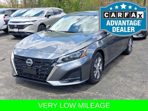 Certified 2025 Nissan Altima 2.5 S FWD image 5