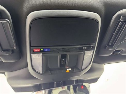 Used 2025 Subaru Forester Limited image 25