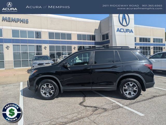 Used 2022 Honda Passport TrailSport image 3