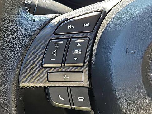 Used 2014 MAZDA MAZDA3 i Sport FWD image 19