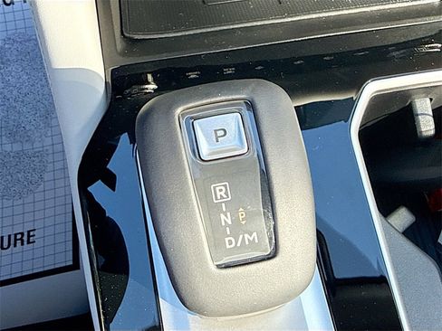 New 2026 Mitsubishi Outlander SE image 17