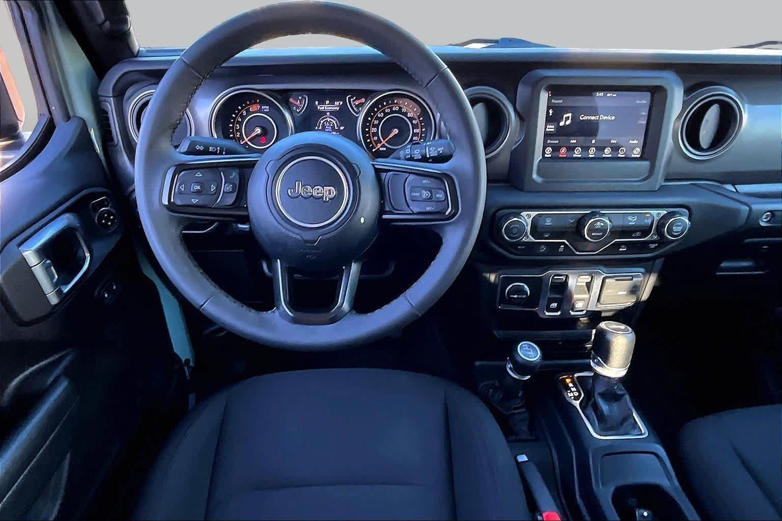Used 2023 Jeep Wrangler Sport AWD/4WD image 6