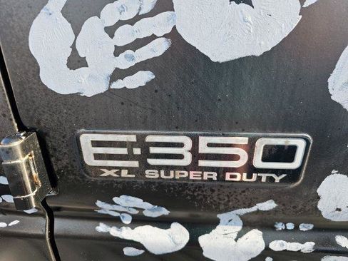 Used 2003 Ford E-350 and Econoline 350 XL image 38