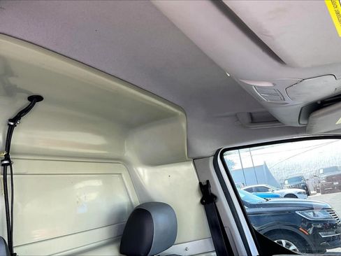 Used 2015 Ford Transit Connect XL FWD image 18