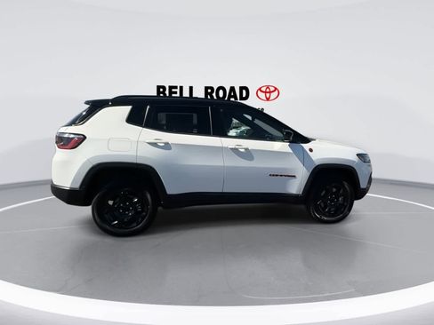 Used 2024 Jeep Compass Trailhawk AWD/4WD image 9