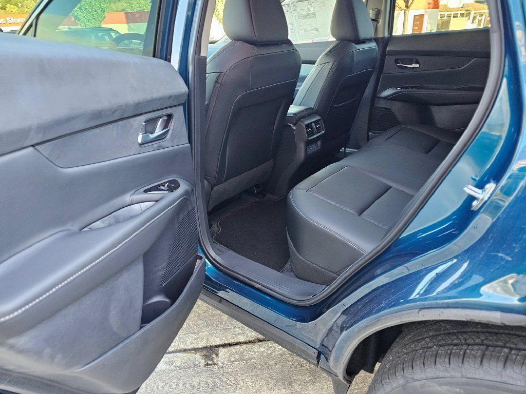 New 2026 Nissan Murano SL AWD/4WD image 11