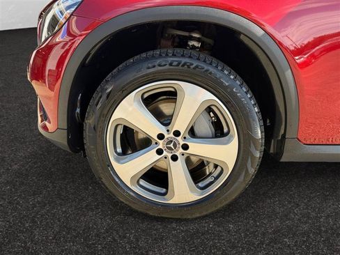 Used 2019 Mercedes-Benz GLC 300 4MATIC image 15