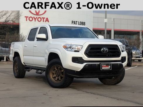 Used 2023 Toyota Tacoma SR image 2