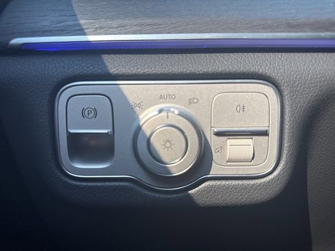 New 2026 Mercedes-Benz GLS 450 4MATIC image 36