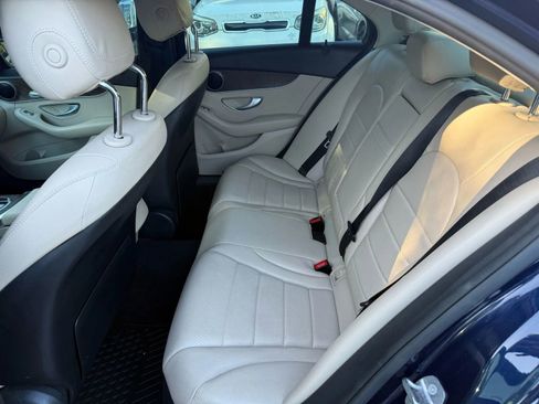 Used 2018 Mercedes-Benz C 300 Sedan image 10
