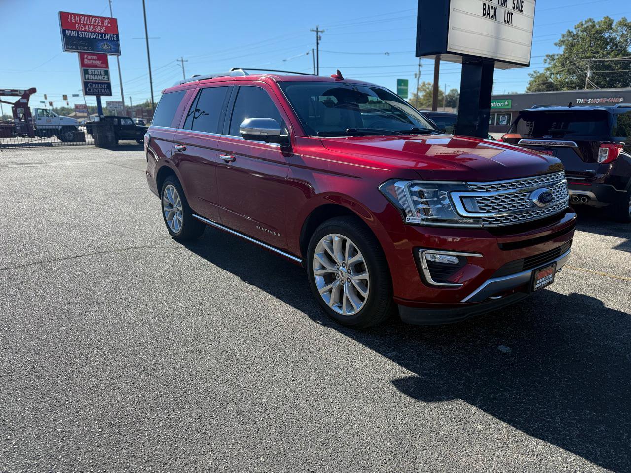 Used 2019 Ford Expedition Platinum AWD/4WD image 3
