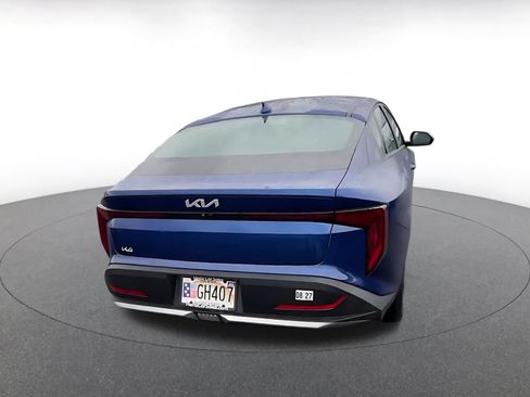 Used 2025 Kia K4 LXS image 14