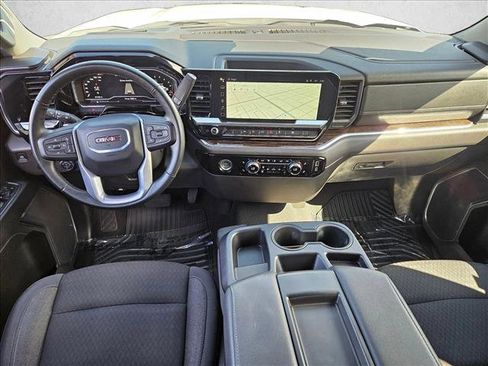 Used 2024 GMC Sierra 1500 Elevation AWD/4WD image 16