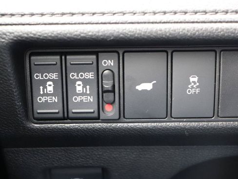 Used 2025 Honda Odyssey EX-L image 47