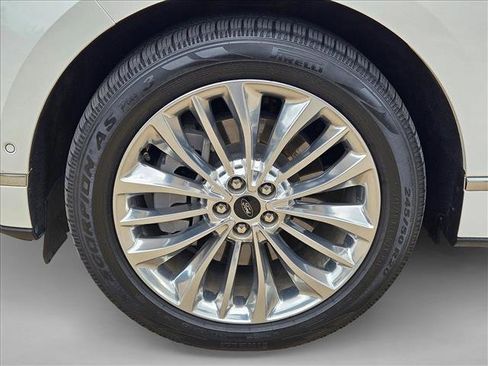 Certified 2024 Ford Edge Titanium w/ Titanium Elite Package AWD/4WD image 25