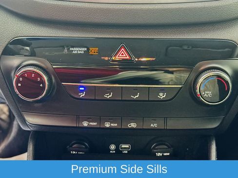 Used 2017 Hyundai Tucson SE image 19