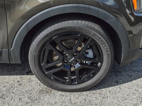 Used 2023 Kia Telluride EX X-Line image 10