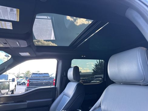 Used 2025 Ford F150 Lightning Lariat image 21