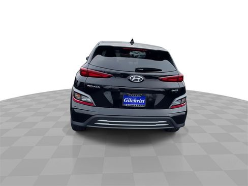 Used 2023 Hyundai Kona SE image 7