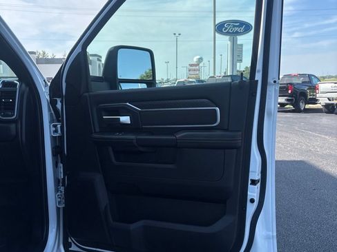 New 2026 RAM 3500 Tradesman AWD/4WD image 24