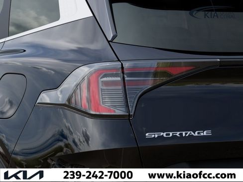 New 2026 Kia Sportage EX FWD image 11