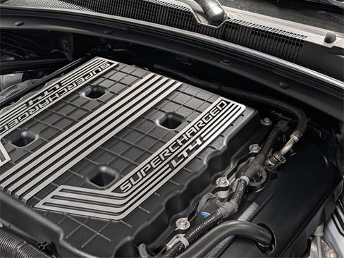 Used 2018 Chevrolet Camaro ZL1 image 37