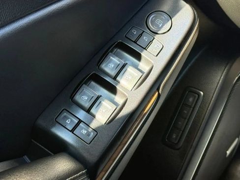 Used 2019 GMC Yukon Denali AWD/4WD image 38