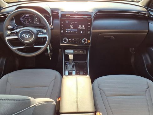 Used 2024 Hyundai Santa Cruz SE image 9